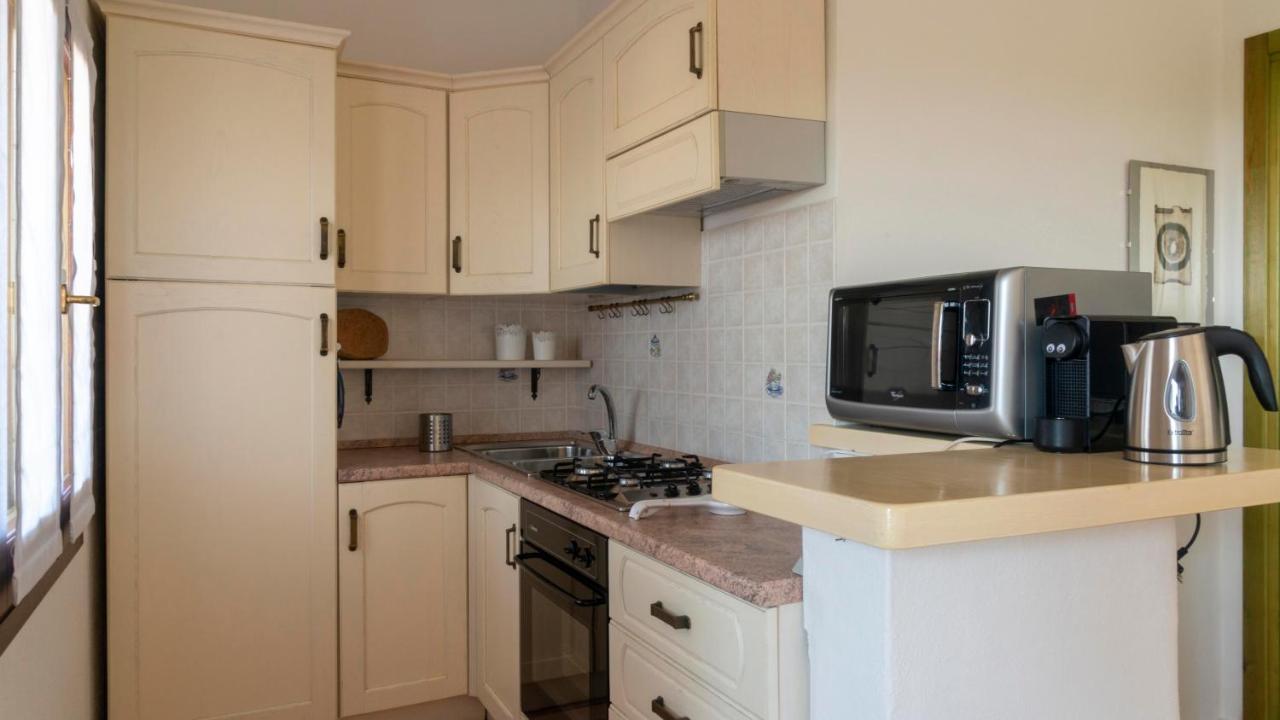Casa Vacanze Solita Будони Екстериор снимка